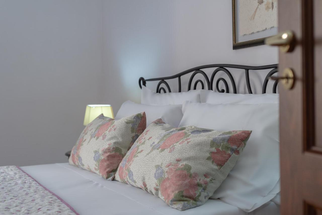 Bed and Breakfast Lu Caffa By Typney Vernole Esterno foto